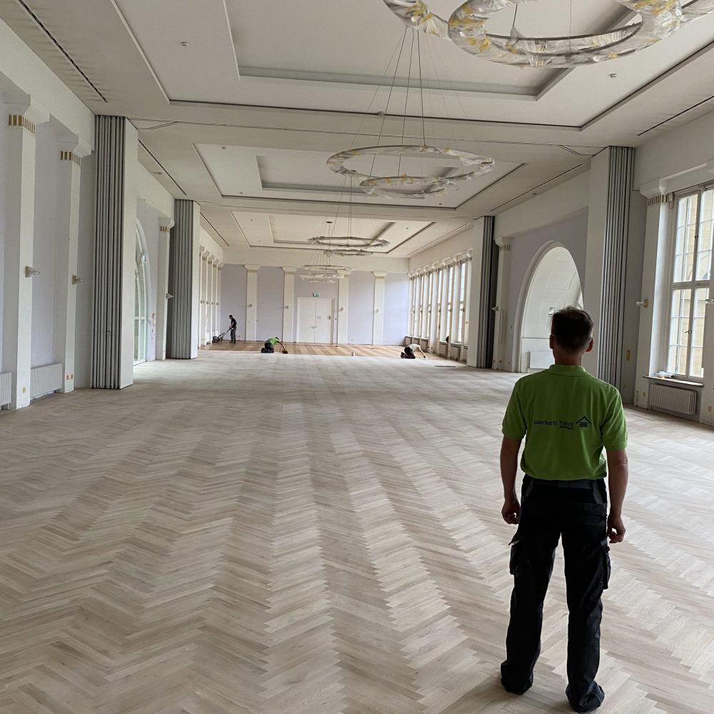 Parkett Arbeiten im Kursaal - Parkett Haus Stuttgart 4